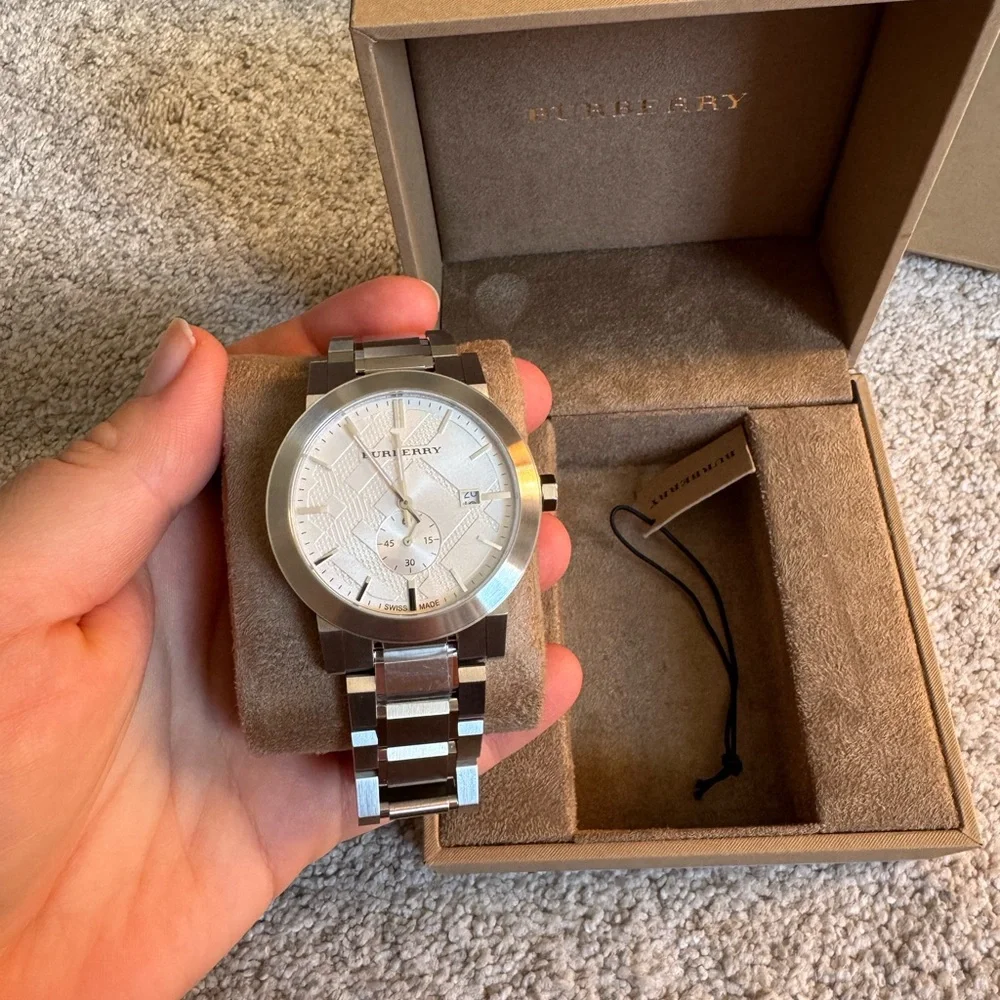 Sold - Picture 3 of 8